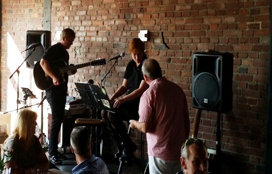 In Siegburg; hier mal mit den großen Boxen